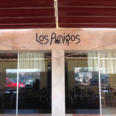 Hostal Los Amigos オリベンサ エクステリア 写真